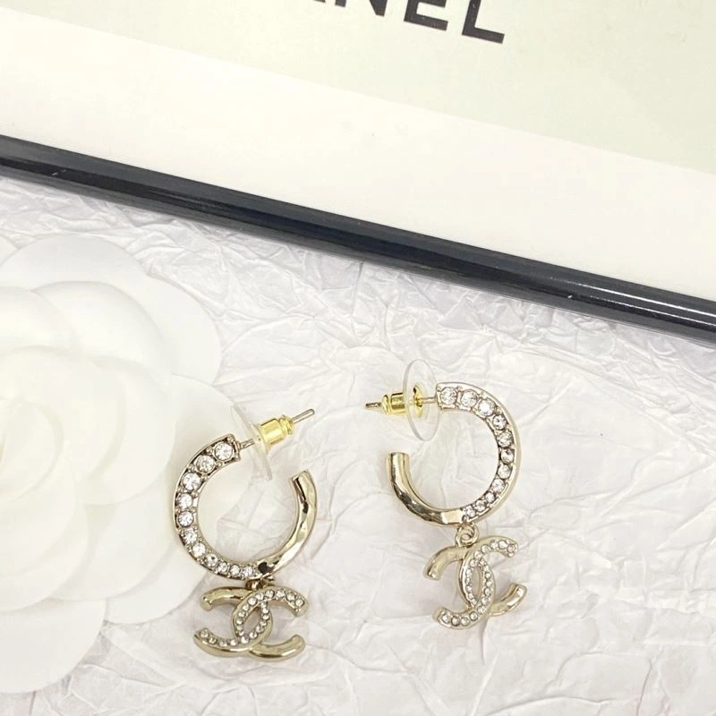 Stretchable Chanel Earrings 228077