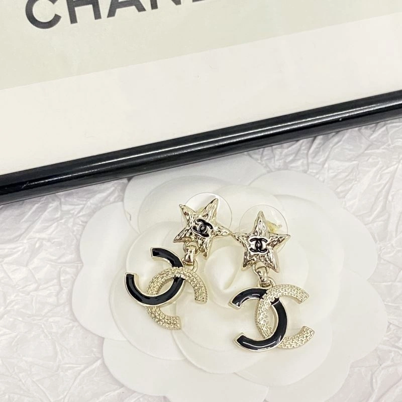 Chanel Earrings FreshLook 228068