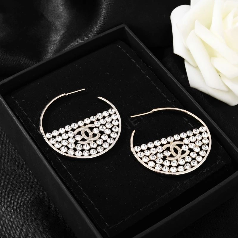 Versatile Chanel Earrings 228061