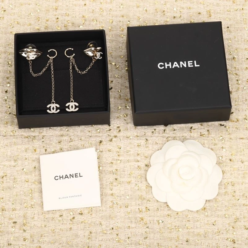 Chanel Earrings Compact 228056