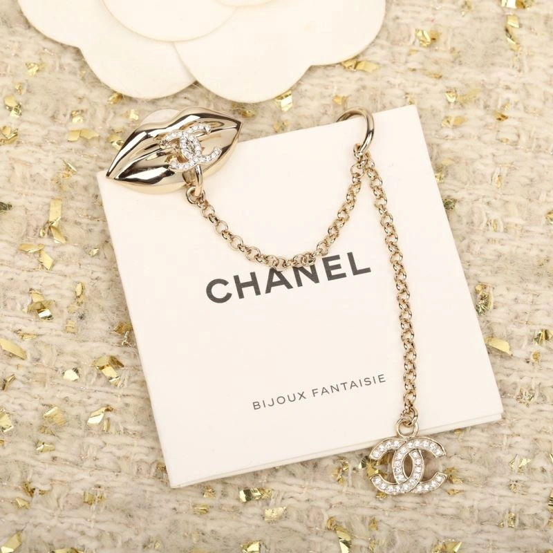 Chanel Earrings Compact 228056