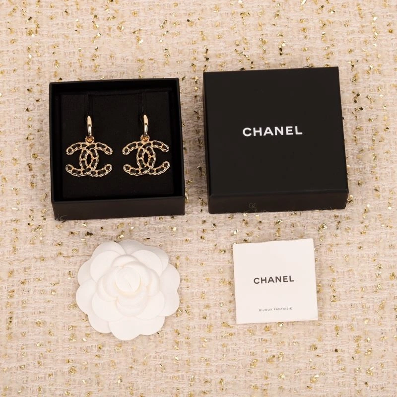 Chanel Earrings Supportive 228101