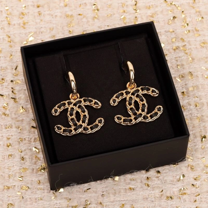 Chanel Earrings Supportive 228101