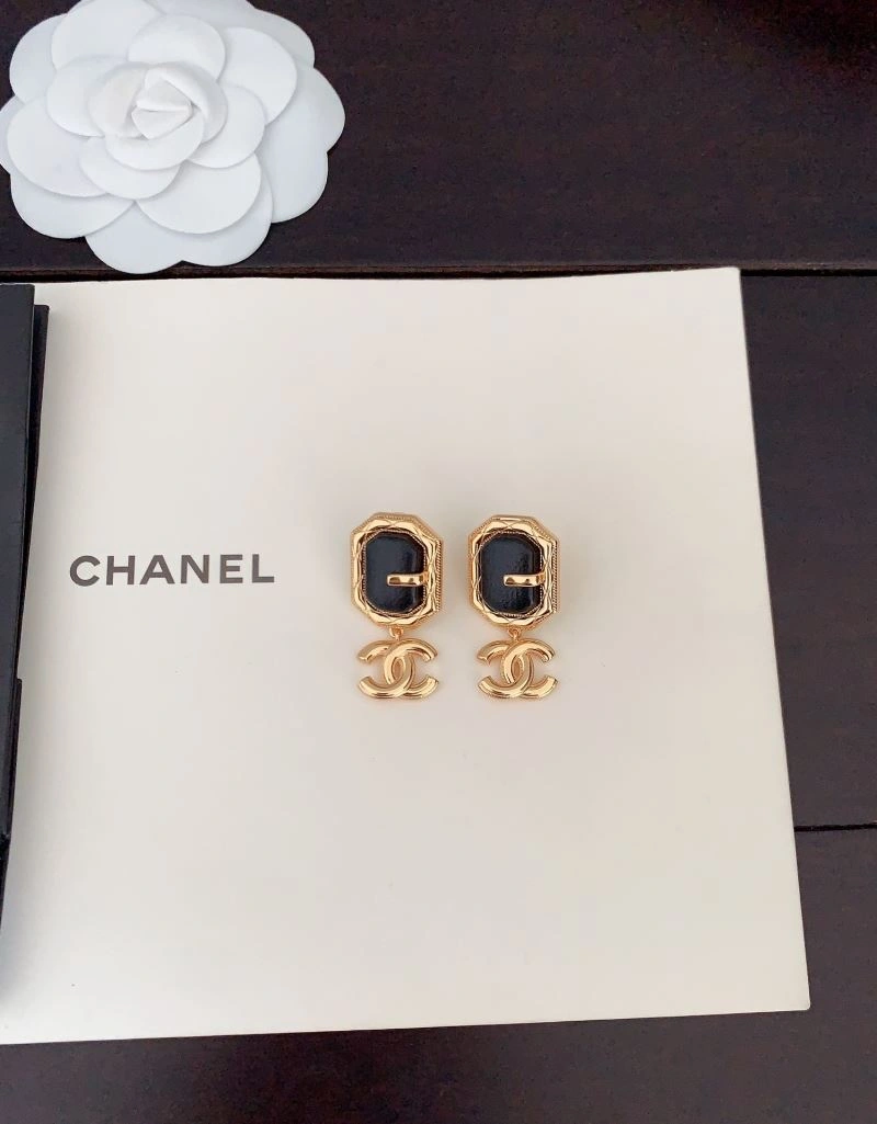 Chanel Earrings HighQuality 228085