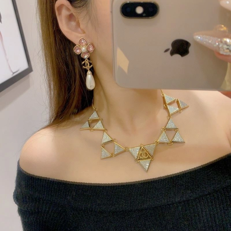 Chanel Earrings EasyCare 228042