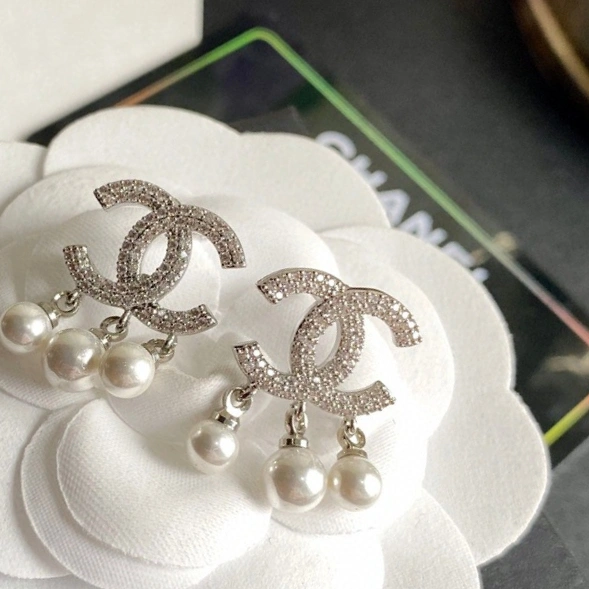 Sustainable Chanel Earrings 228072