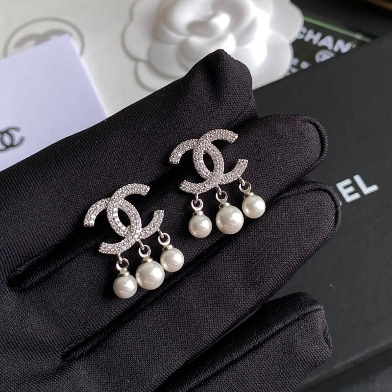 Sustainable Chanel Earrings 228072