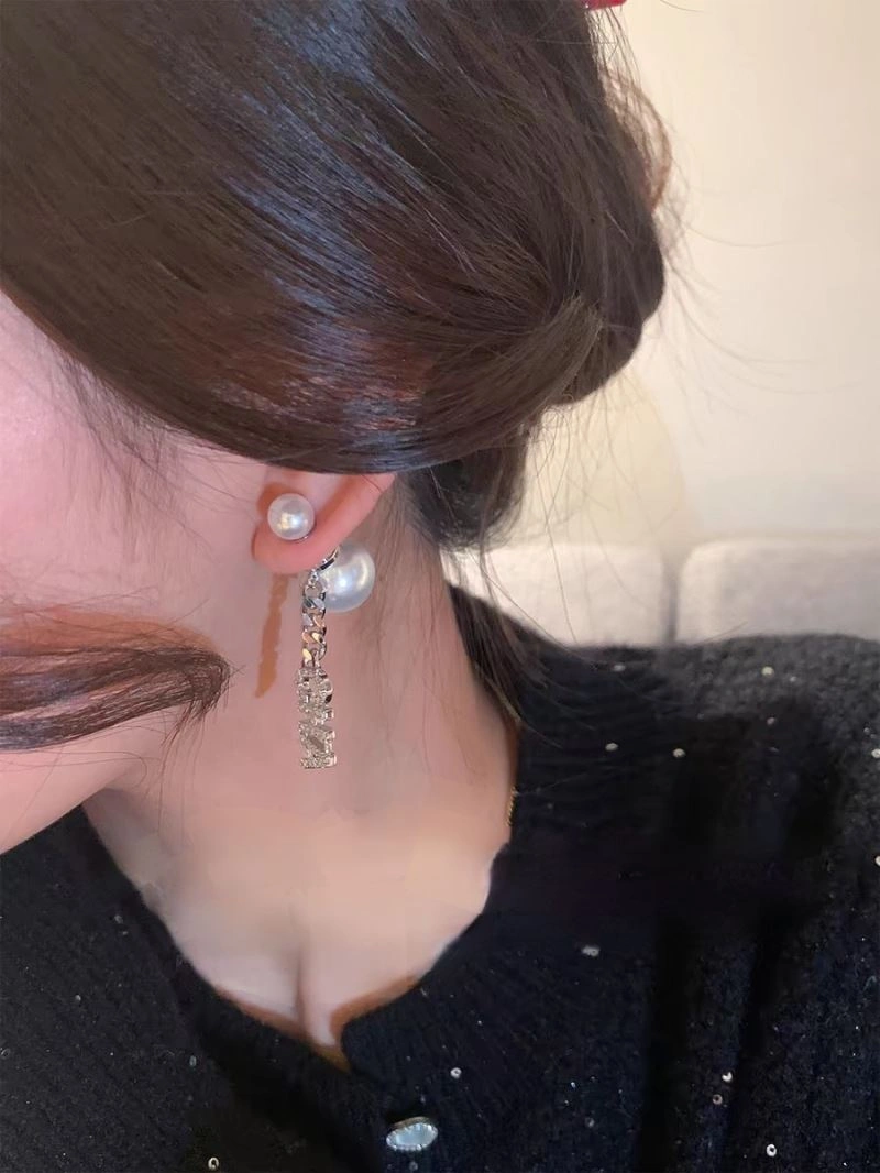 Sustainable Chanel Earrings 228120