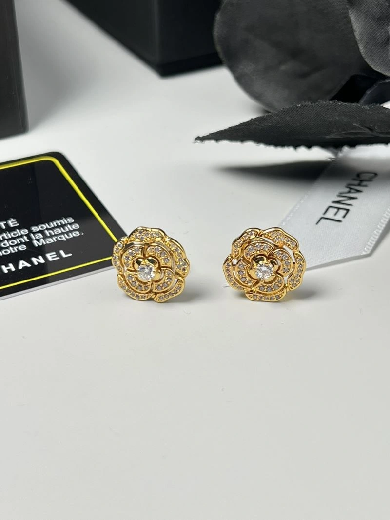 Chanel Earrings MoistureWicking 228023