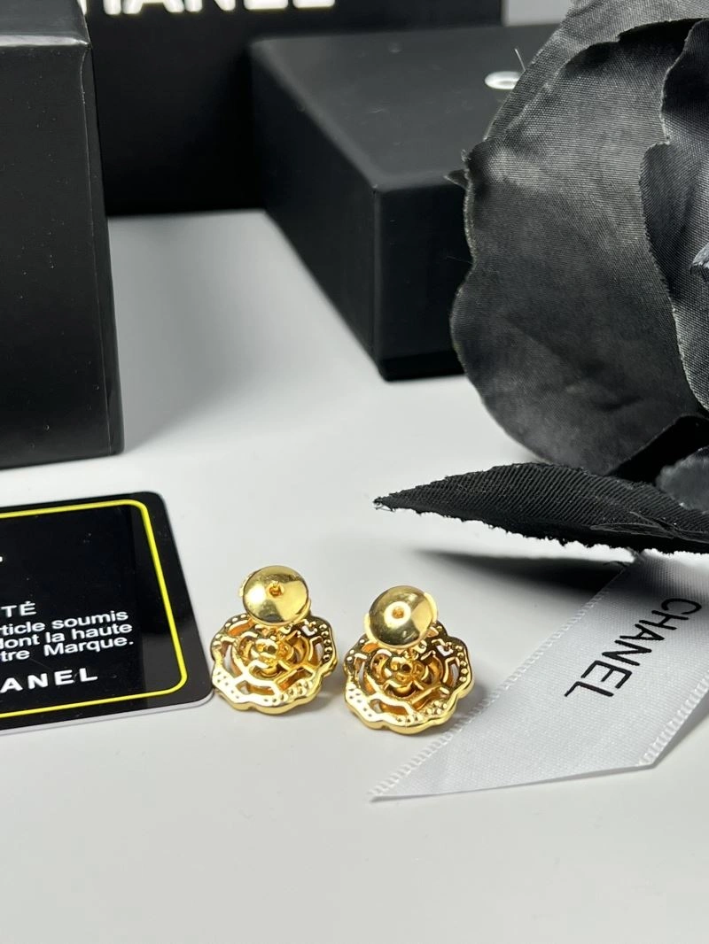 Chanel Earrings MoistureWicking 228023