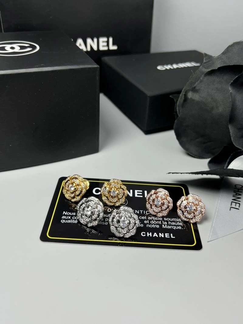 Chanel Earrings MoistureWicking 228023
