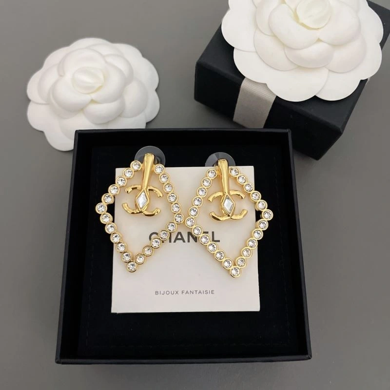 Chanel Earrings WaterResistant 228041