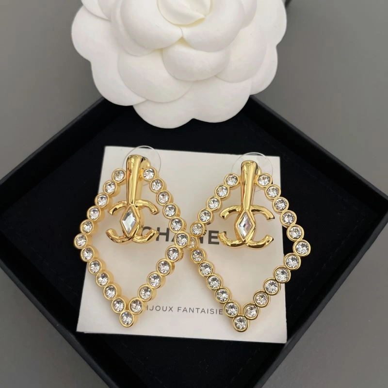 Chanel Earrings WaterResistant 228041