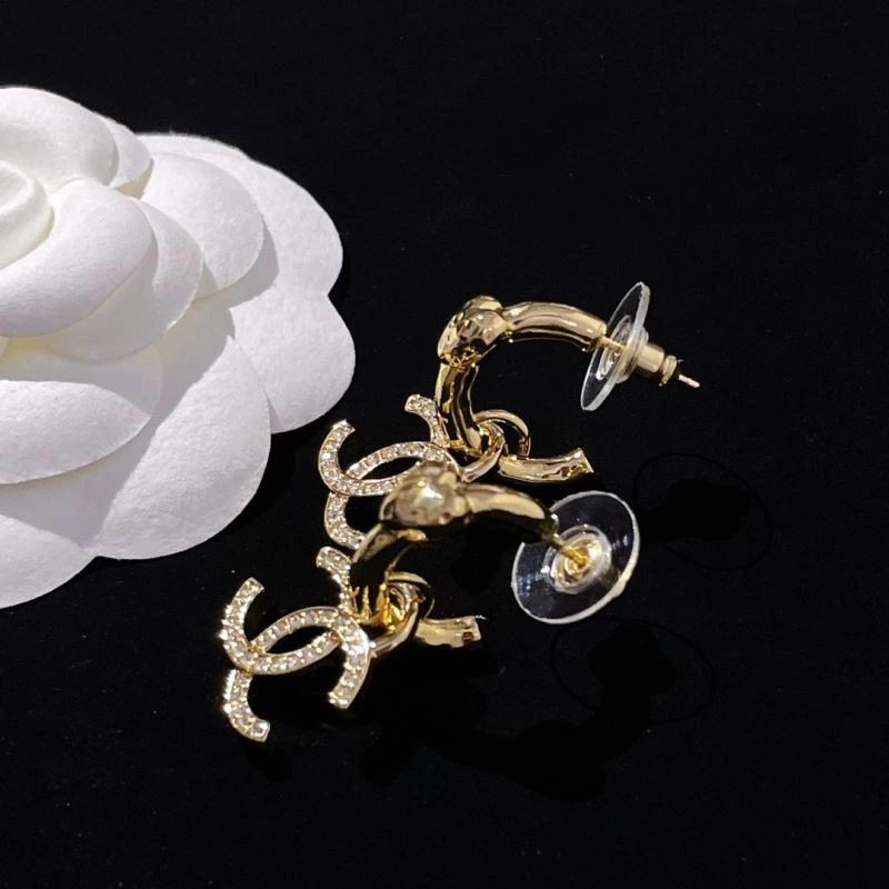 Chanel Earrings Snug 228096
