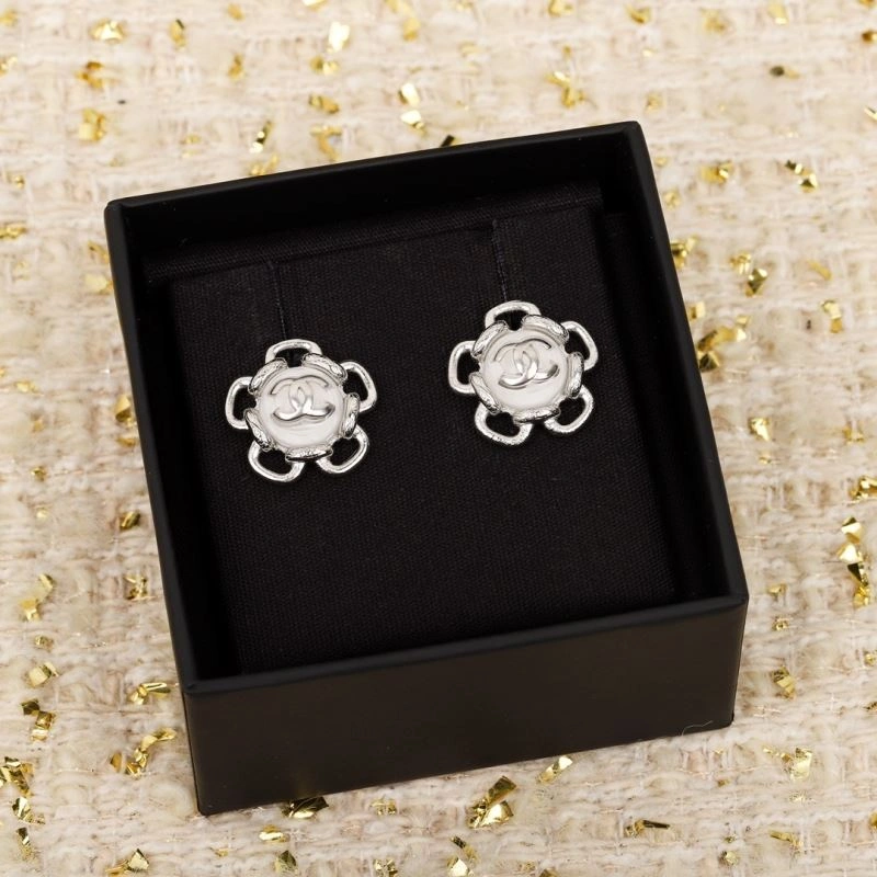 Chanel Earrings EasyMatch 228009