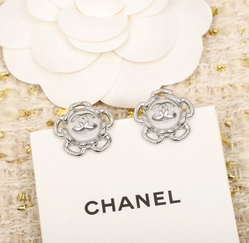 Chanel Earrings EasyMatch 228009