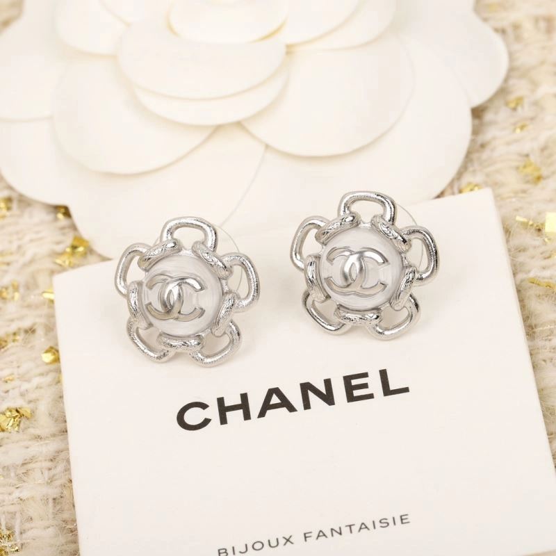 Chanel Earrings EasyMatch 228009