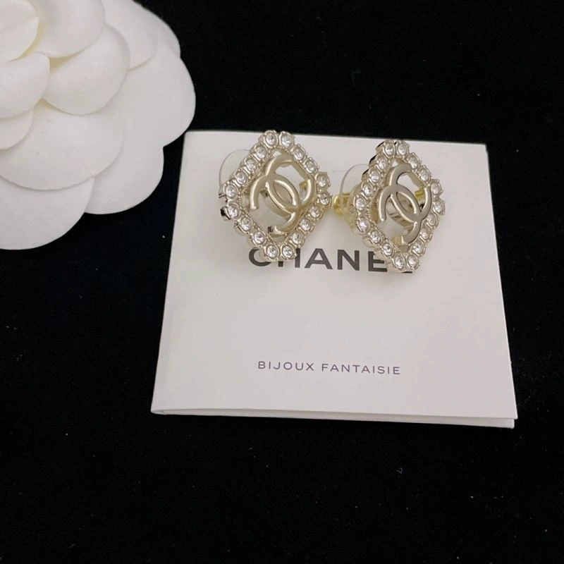 Chanel Earrings Resilient 228026