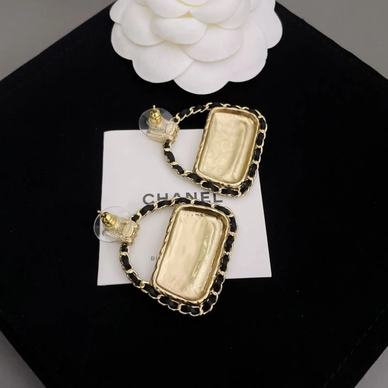 Chanel Earrings Packable 228004