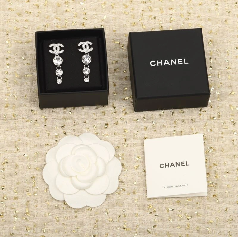Cozy Chanel Earrings 227990