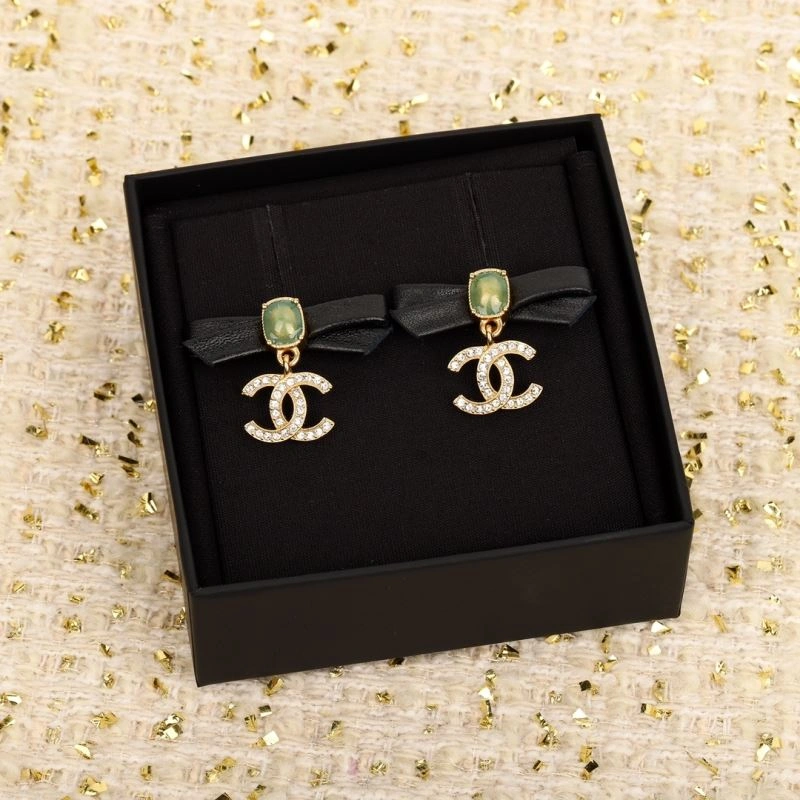 Effortless Chanel Earrings 227982