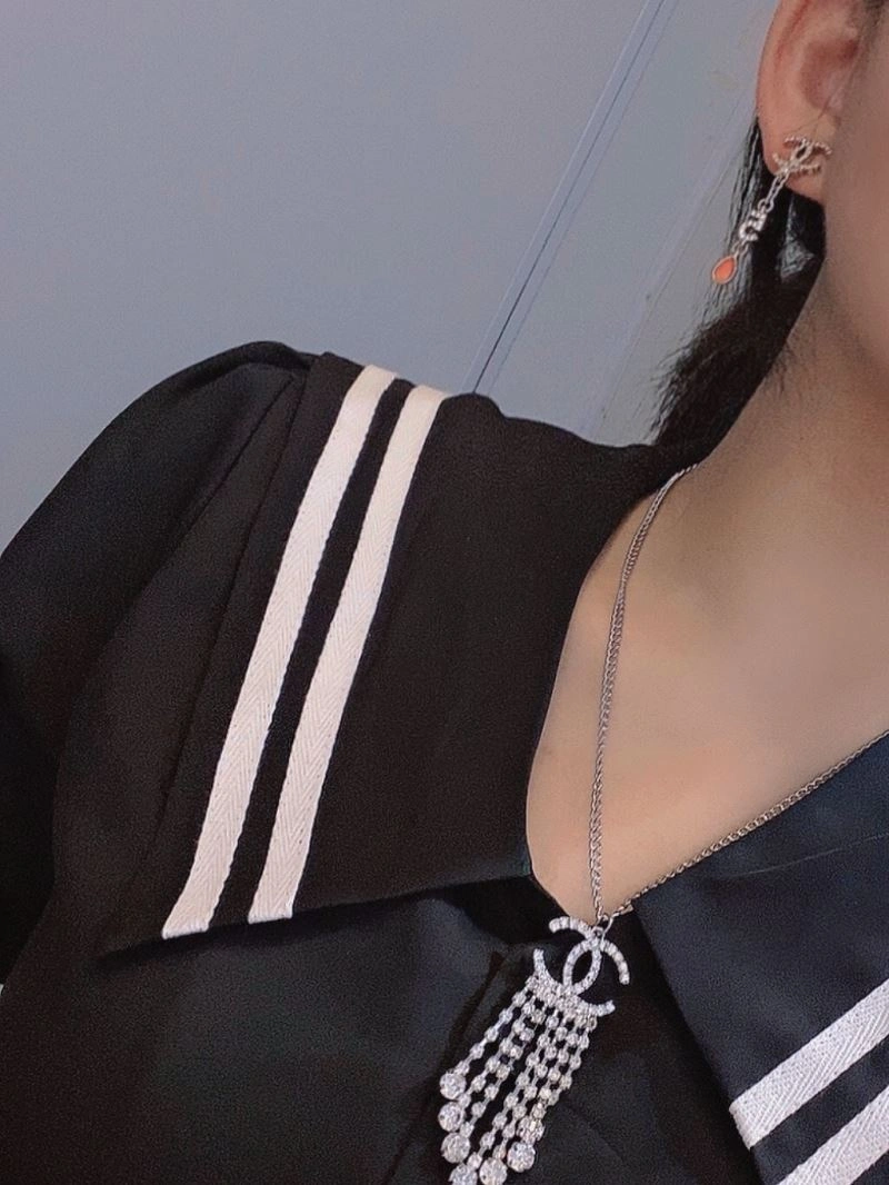Chanel Earrings SoftTouch 228003