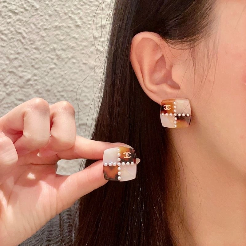 Sustainable Chanel Earrings 227984