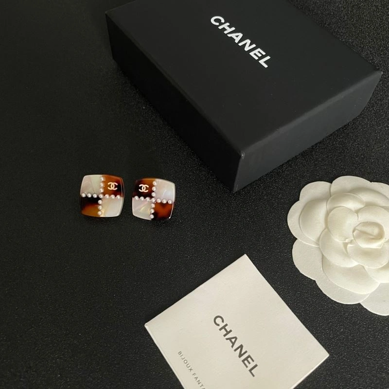Sustainable Chanel Earrings 227984