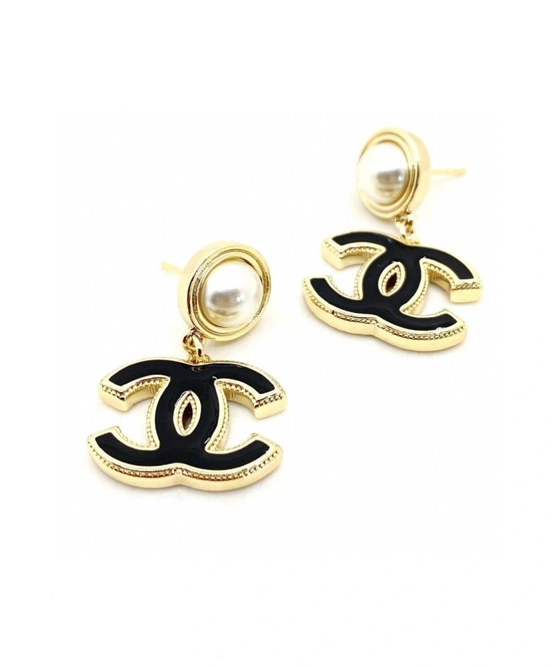 Elegant Chanel Earrings 227972