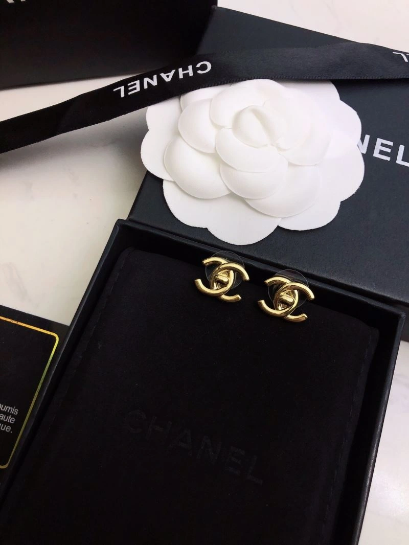 Chanel Earrings Snug 227962