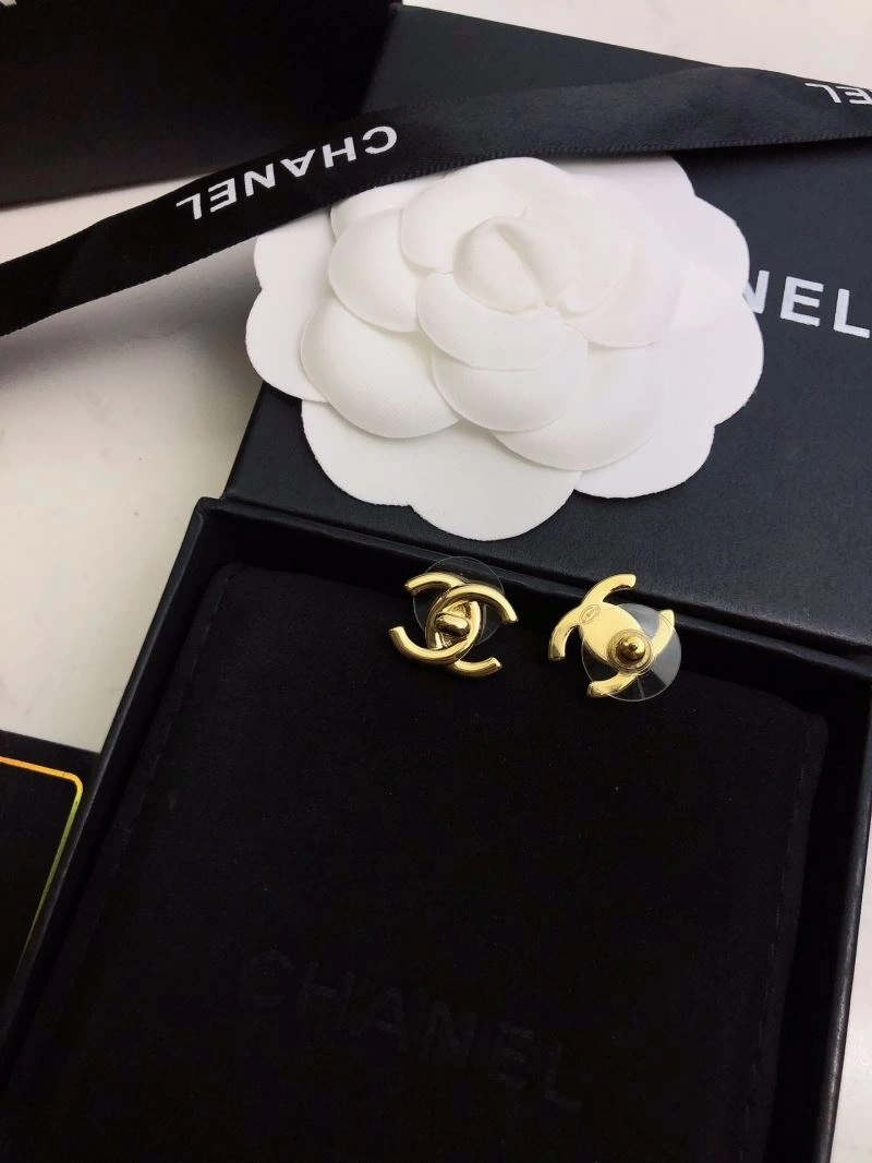 Chanel Earrings Snug 227962