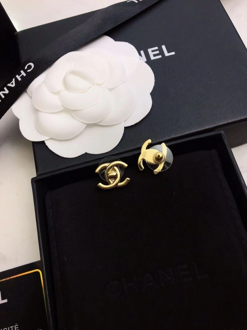 Chanel Earrings Snug 227962