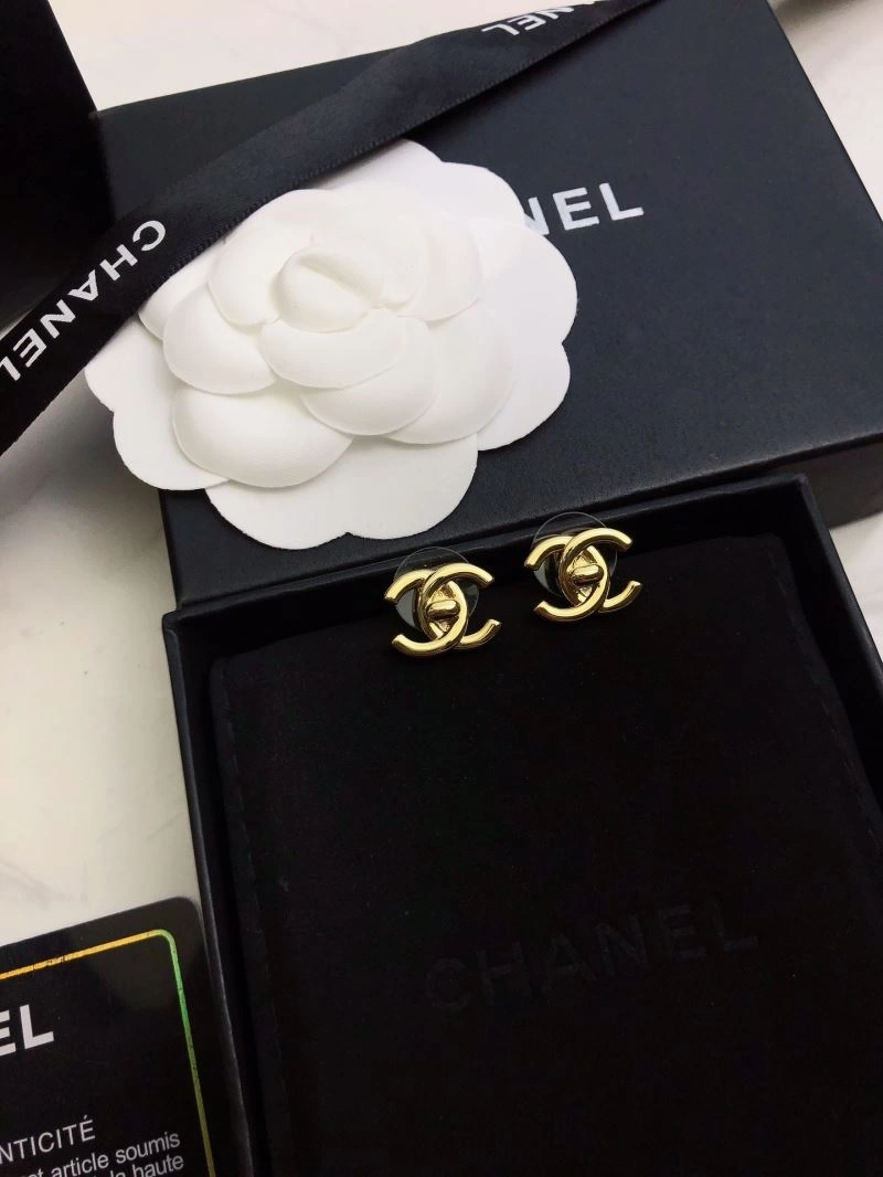 Chanel Earrings Snug 227962