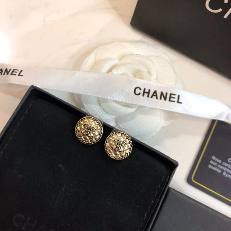 Breathable Chanel Earrings 227980