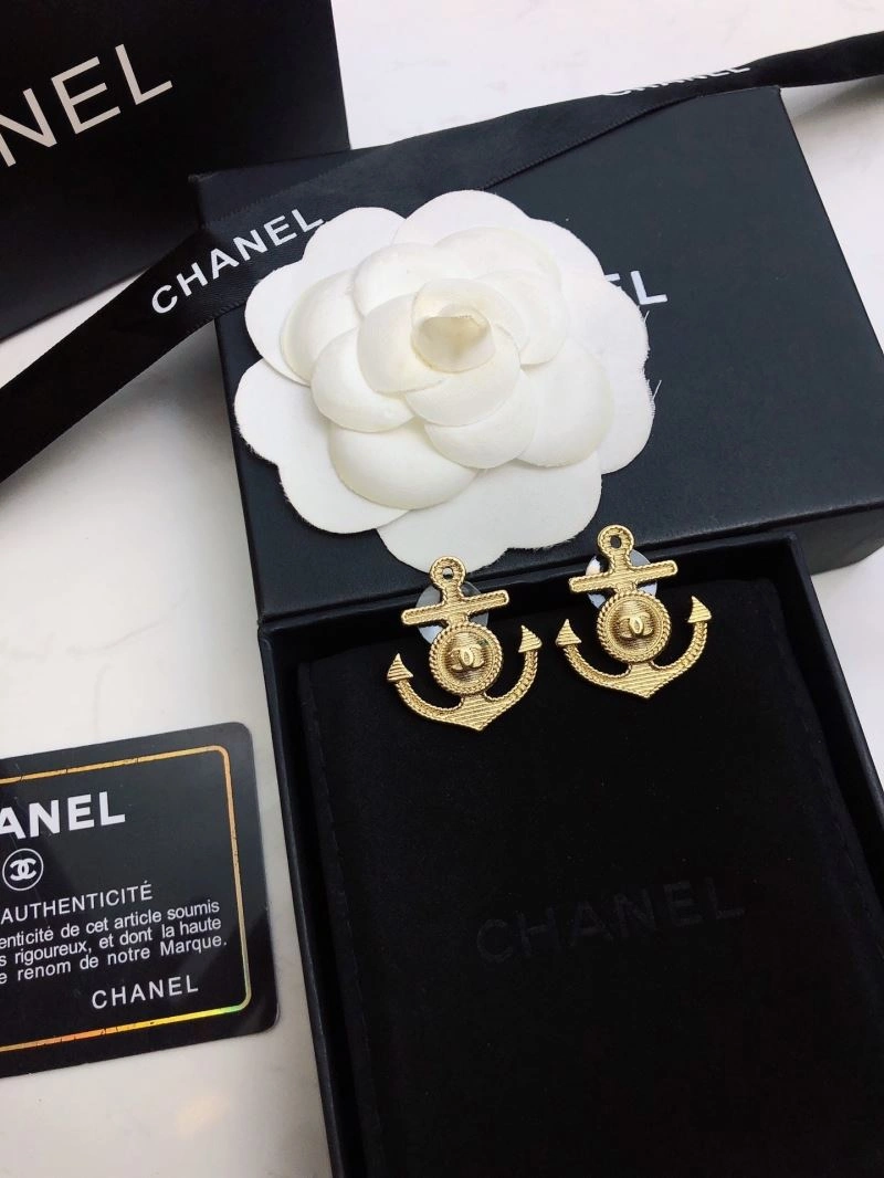 Sleek Chanel Earrings 227968