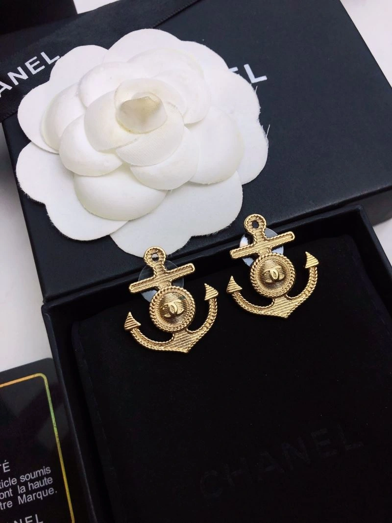 Sleek Chanel Earrings 227968