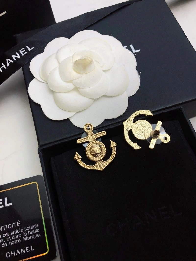 Sleek Chanel Earrings 227968
