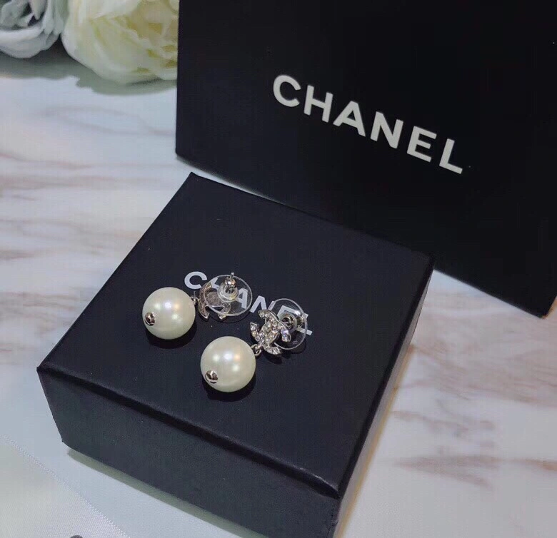 Chanel Earrings Sporty 227951