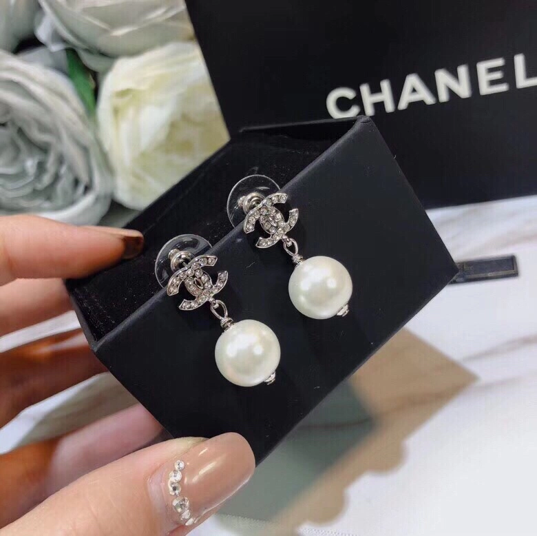 Chanel Earrings Sporty 227951