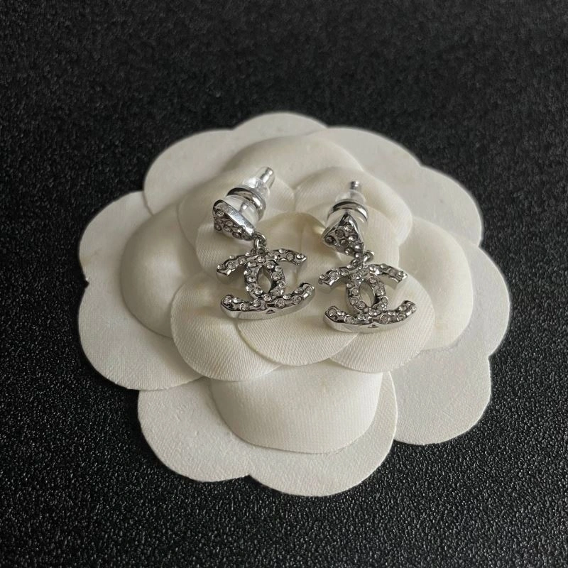 Resilient Chanel Earrings 227956