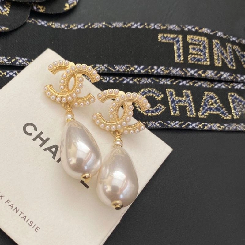 Refined Chanel Earrings 227942