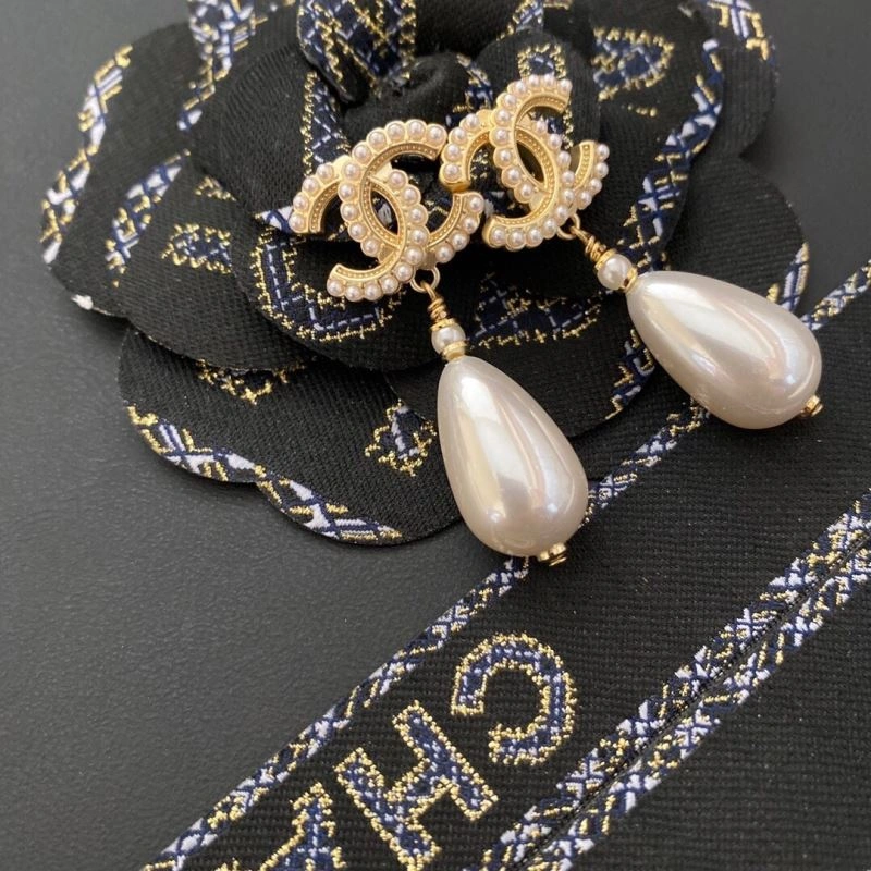Refined Chanel Earrings 227942