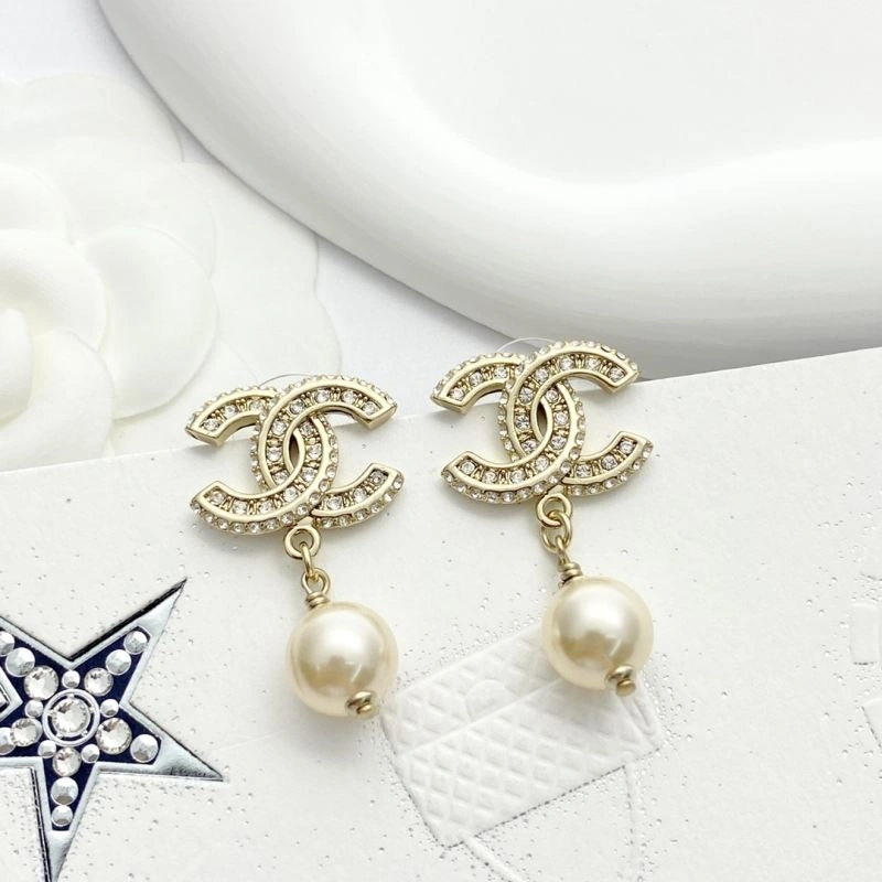 Trendy Chanel Earrings 227935