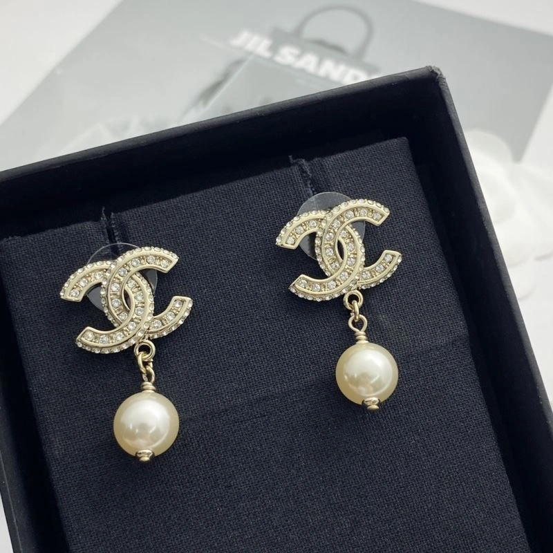 Trendy Chanel Earrings 227935