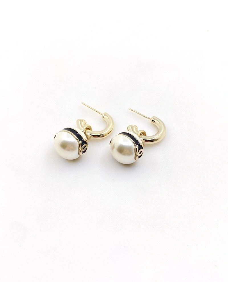 Chanel Earrings Minimalist 227939