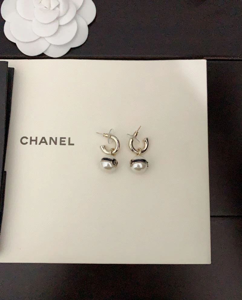 Chanel Earrings Minimalist 227939