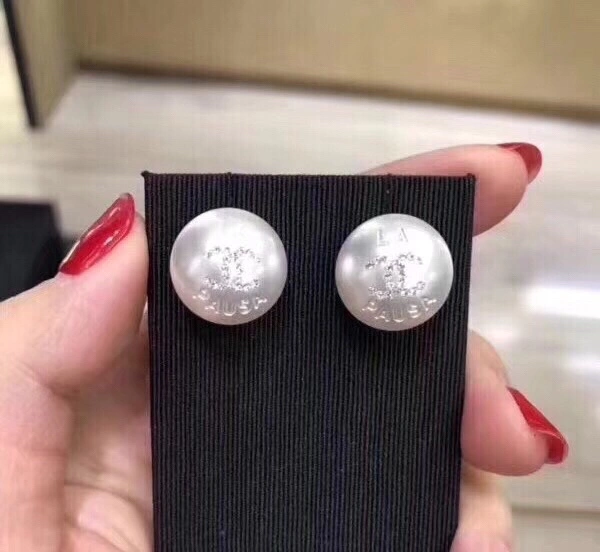 SunProtective Chanel Earrings 227934