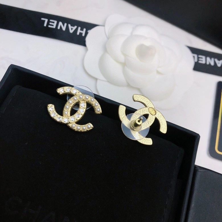 Chanel Earrings Durable 227930