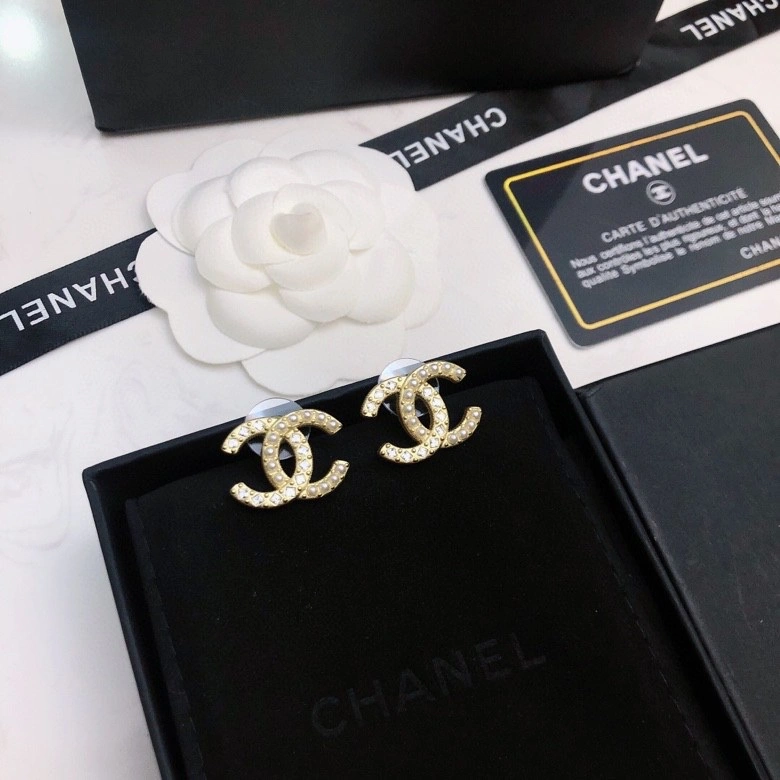 Chanel Earrings Durable 227930