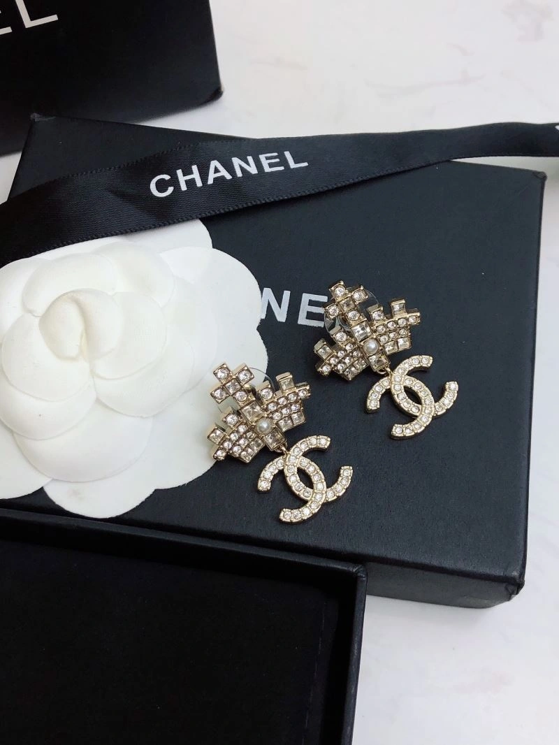 Chanel Earrings Fashionable 227925